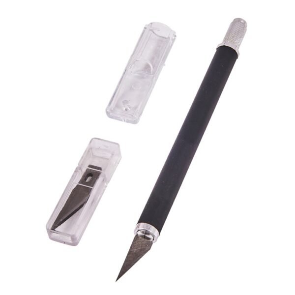 Amtech Hobby knife with 5 spare blades